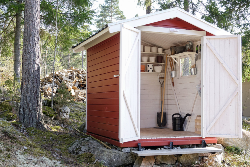 How to Organize A Shed to Maximize Storage Space